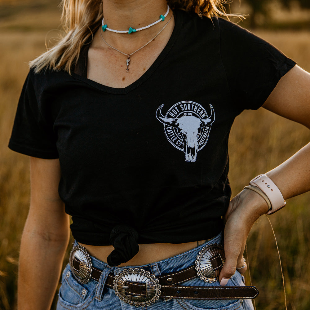 Cattle Co Ladies V-Neck Black Tee