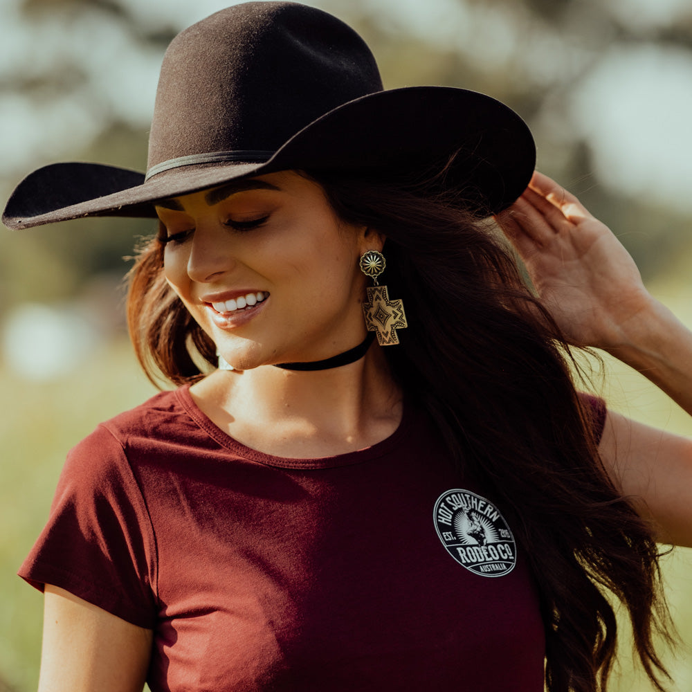 Bull Rodeo Co Ladies Scoop Maroon Tee