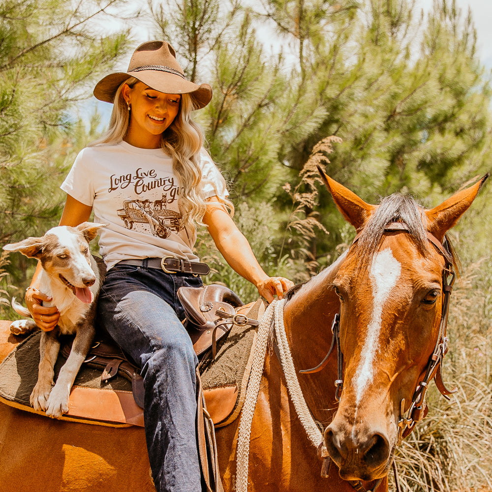 Long Live Country Girls Ladies Cream Tee