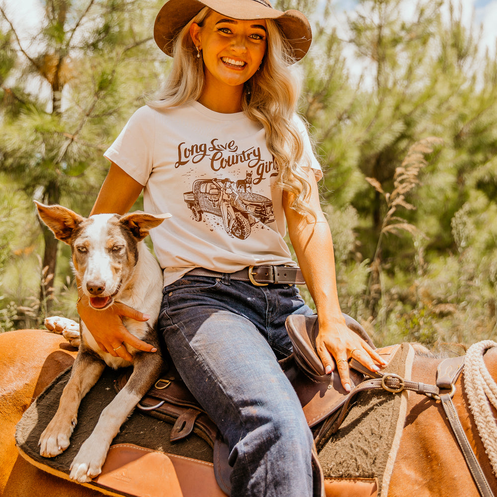 Long Live Country Girls Ladies Cream Tee