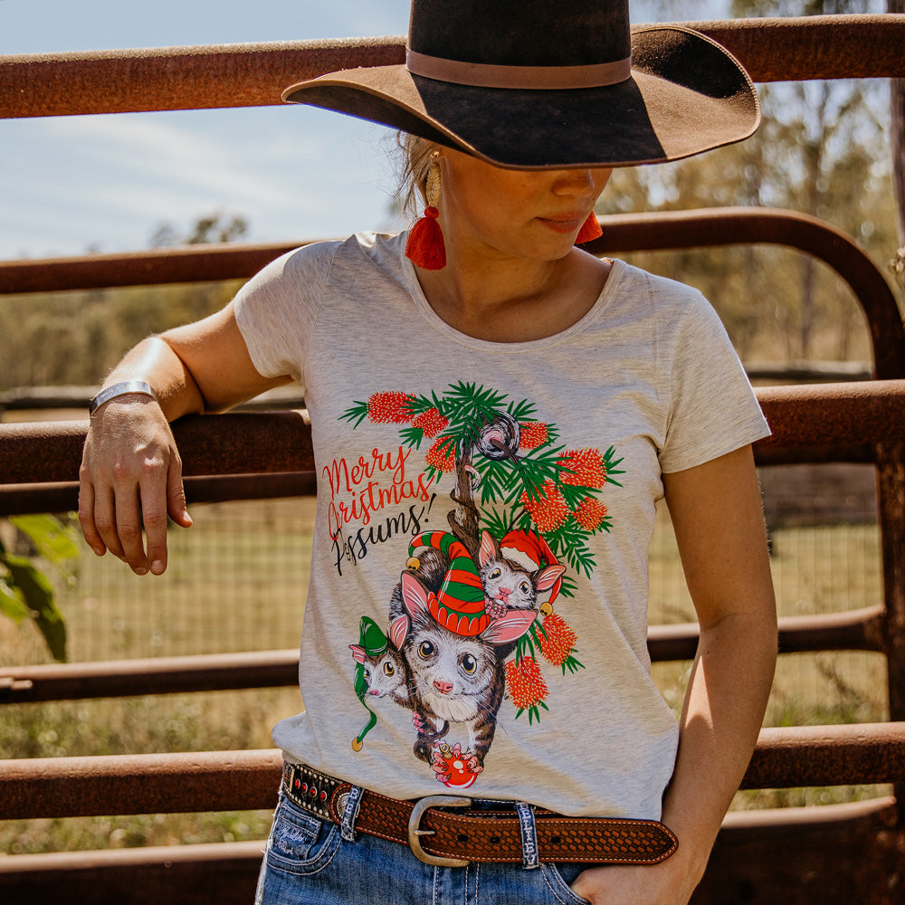 Merry Christmas Possums Ladies Scoop Cream Tee